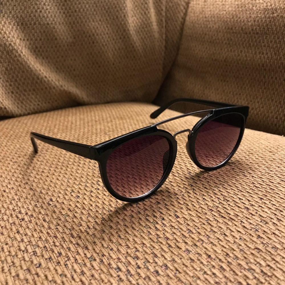Black sunglasses
